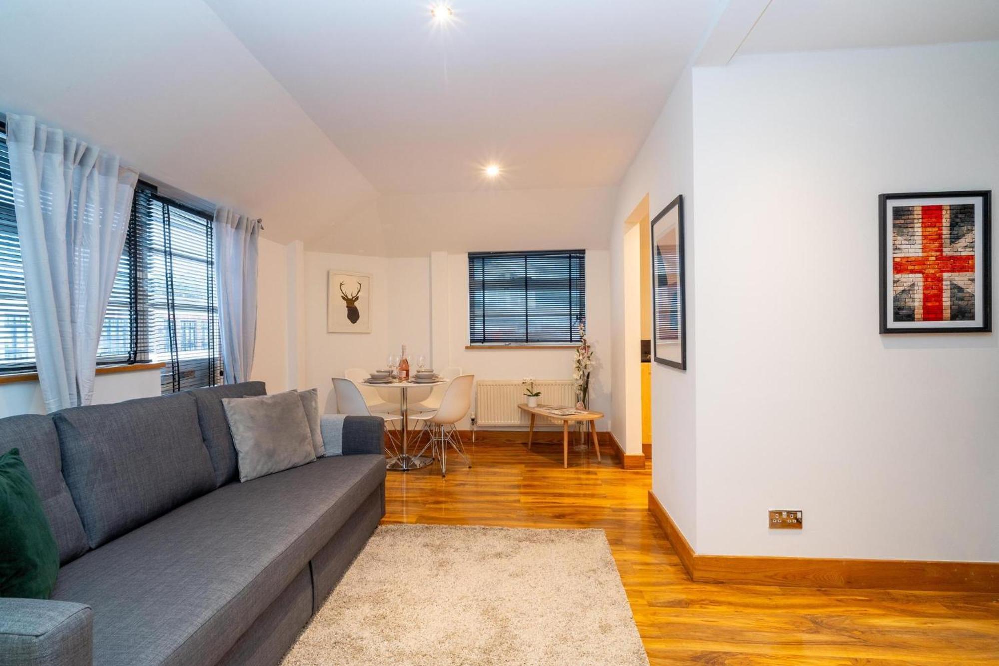 Cuthbert - Heart Of Covent Garden! Apartament Londra