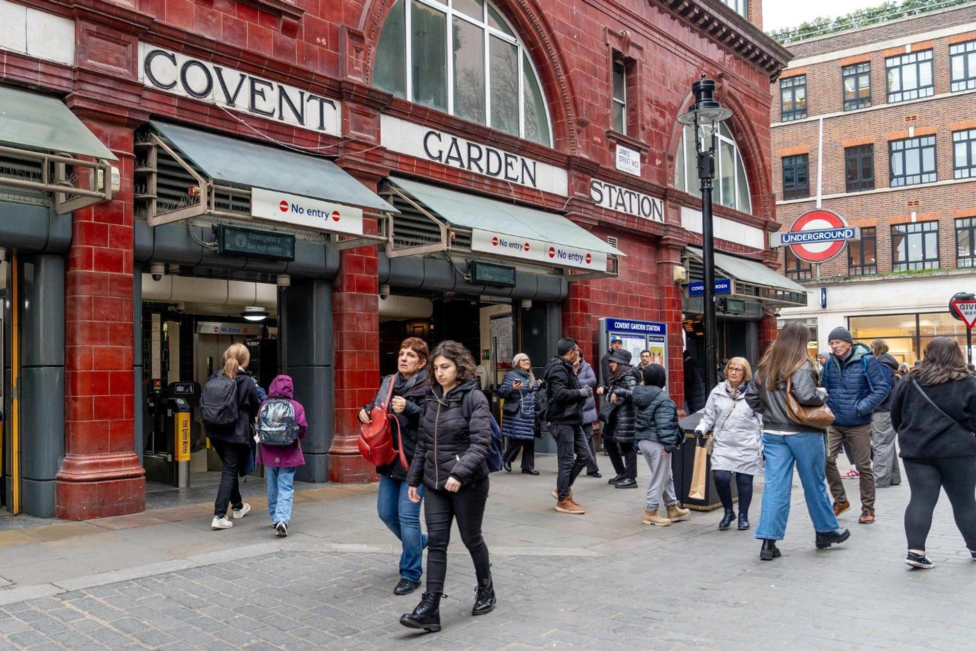 Cuthbert - Heart Of Covent Garden! * Londra